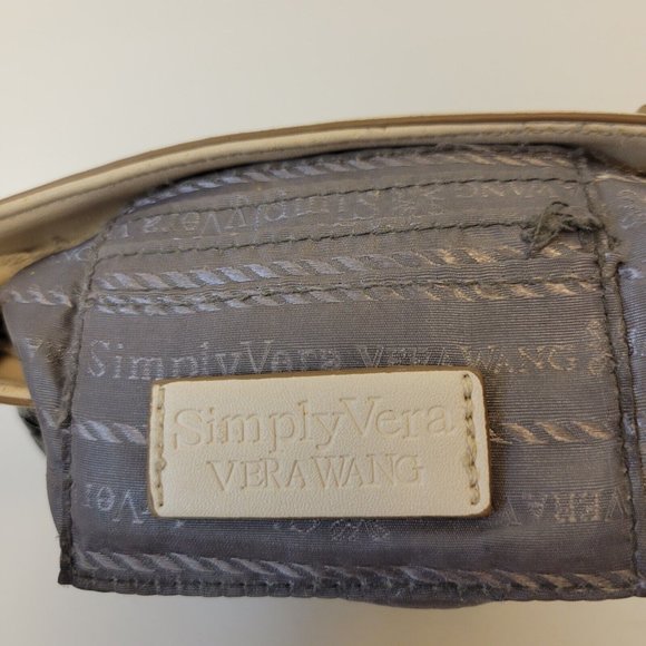 Simply Vera Wang Clutch Wristlet Bag - Picture 4 of 11
